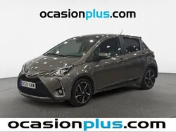 Gris Usado 2018 Toyota Yaris Active Utilitario | 12.264 € (Precio justo)
