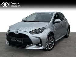 Gris / plata Usado 2024 Toyota Yaris Hybrid Active Berlina | 21.990 € (Precio justo)