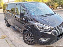 Negro Usado 2023 Ford Tourneo Custom Titanium X Van | 39.600 €