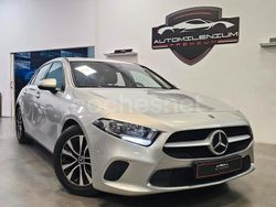 Gris / plata Usado 2021 Mercedes A200 Berlina | 28.900 € (Precio justo)