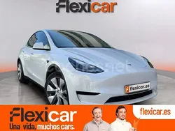 Blanco Usado 2024 Tesla Model Y RWD SUV | 36.990 € (Un poco caro)