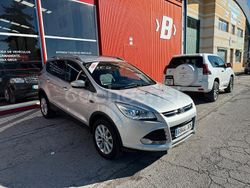 Gris / plata Usado 2015 Ford Kuga Titanium S SUV | 18.800 € (Un poco caro)