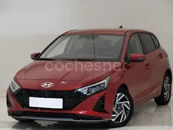 Rojo Usado 2023 Hyundai i20 Berlina | 19.500 € (Un poco caro)