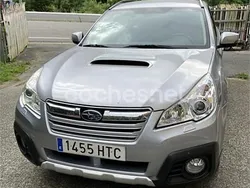 Gris / plata Usado 2013 Subaru Legacy Familiar | 13.500 €