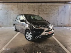 Negro Usado 2016 Toyota Aygo X-play Utilitario | 7490 € (Precio justo)