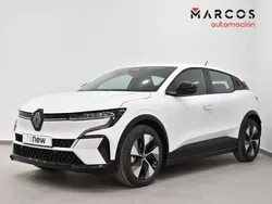Blanco Usado 2023 Renault Mégane Equilibre Berlina | 23.500 € (Caro)