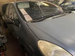 Gris Usado 2007 Citroën Xsara Picasso Monovolumen | 3900 € (Precio justo)
