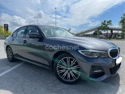 Gris / plata Usado 2021 BMW 320e Comfort Edition Berlina | 37.600 € (Precio justo)