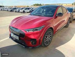 Rojo Usado 2024 Ford Mustang Mach-E GT SUV | 44.450 €