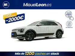 Azul Nuevo 2024 Kia Niro SUV | 24.985 € (Buen precio)