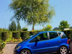 Azul Usado 2000 Mercedes A170 Classic Monovolumen | 2500 €