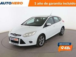 Blanco Usado 2013 Ford Focus Berlina | 7999 € (Precio justo)