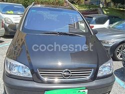 Negro Usado 2001 Opel Zafira Elegance Monovolumen | 2500 €