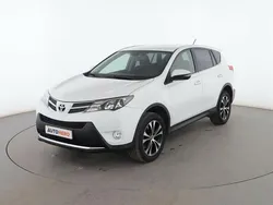 Plateado Usado 2015 Toyota RAV4 Active SUV | 16.399 € (Buen precio)
