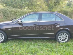 Marrón Usado 2009 Mercedes E250 Elegance Berlina | 12.490 € (Un poco caro)