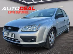 Gris / plata Usado 2008 Ford Focus Trend Berlina | 4900 € (Precio justo)