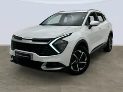 Deluxe white (hw2) Usado 2024 Kia Sportage 2 SUV | 33.195 € (Precio justo)