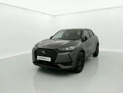 Gris platino / negro Usado 2022 DS Automobiles DS3 Crossback Performance SUV | 17.010 € (Super precio)