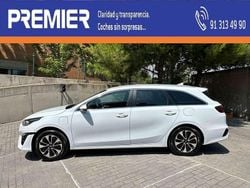Blanco Usado 2022 Kia Ceed Familiar | 21.490 € (Un poco caro)