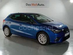 Azul Usado 2024 Seat Ibiza Berlina | 16.950 € (Precio justo)