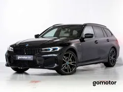 Negro Usado 2023 BMW 330e Shadowline Familiar | 47.975 €