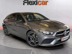 Gris Usado 2021 Mercedes CLA200 Shooting Brake Familiar | 26.190 € (Precio justo)
