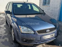 Azul Usado 2006 Ford Focus Trend Berlina | 4445 € (Precio justo)