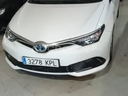Toyota Auris Hybrid