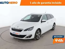 Blanco Usado 2017 Peugeot 308 Allure Utilitario | 8799 € (Precio justo)