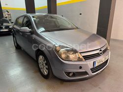 Gris / plata Usado 2004 Opel Astra Enjoy Berlina | 2900 € (Precio justo)