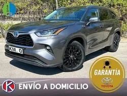 Gris Usado 2021 Toyota Highlander Advance SUV | 42.900 € (Un poco caro)