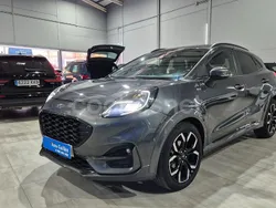 Gris / plata Usado 2023 Ford Puma ST-Line SUV | 19.800 € (Precio justo)