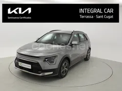 Otro Usado 2024 Kia Niro SUV | 34.000 € (Un poco caro)