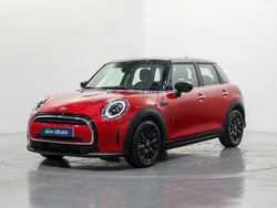 Rojo Usado 2024 Mini Cooper Utilitario | 27.990 € (Caro)