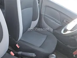 Blanco Usado 2016 Dacia Sandero Ambiance Utilitario | 7000 € (Buen precio)