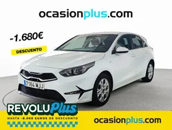 Blanco Usado 2023 Kia Ceed Berlina | 17.690 € (Precio justo)