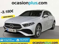 Plateado Usado 2023 Mercedes A250 Advanced Utilitario | 31.810 € (Precio justo)
