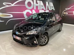 Negro Usado 2019 Toyota Yaris Hybrid Active Berlina | 14.990 € (Buen precio)