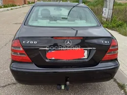 Negro Usado 2005 Mercedes E280 Classic Berlina | 4200 € (Precio justo)