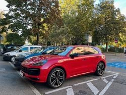Rojo Usado 2021 Porsche Cayenne SUV | 84.990 € (Caro)