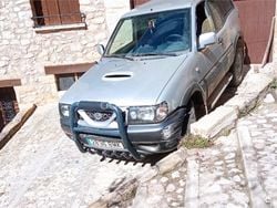 Gris / plata Usado 2001 Nissan Terrano SUV | 10.700 € (Precio justo)