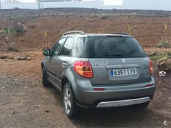 Gris / plata Usado 2009 Suzuki SX4 GLX SUV | 4000 €