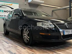 Negro Usado 2007 VW Passat Trendline Berlina | 6499 € (Precio justo)