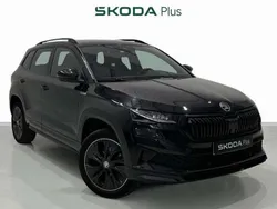 Negro Usado 2022 Skoda Karoq SportLine SUV | 26.200 € (Un poco caro)