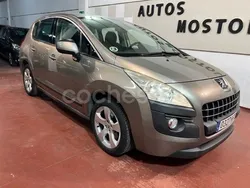 Beige Usado 2011 Peugeot 3008 Premium Berlina | 7250 € (Precio justo)