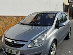 Gris / plata Usado 2007 Opel Corsa Cosmo Berlina | 3200 € (Precio justo)