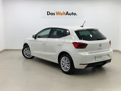 Blanco Usado 2024 Seat Ibiza Berlina | 17.900 € (Precio justo)