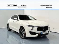 Blanco Usado 2017 Maserati Levante SUV | 49.990 € (Caro)