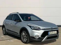 Gris / plata Usado 2021 Hyundai i20 Berlina | 15.500 € (Precio justo)