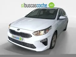 Blanco Usado 2018 Kia Ceed | 16.990 € (Un poco caro)